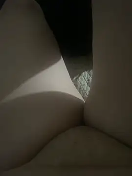 maria22A online show from September 2025 05:42:01 AM