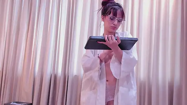 RedMeloddy online show from January 2025 10:28:01 PM