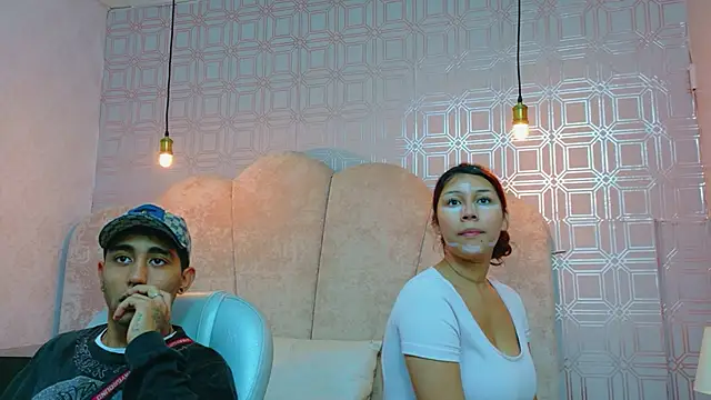 Annyeli online show from November 2025 11:55:02 AM