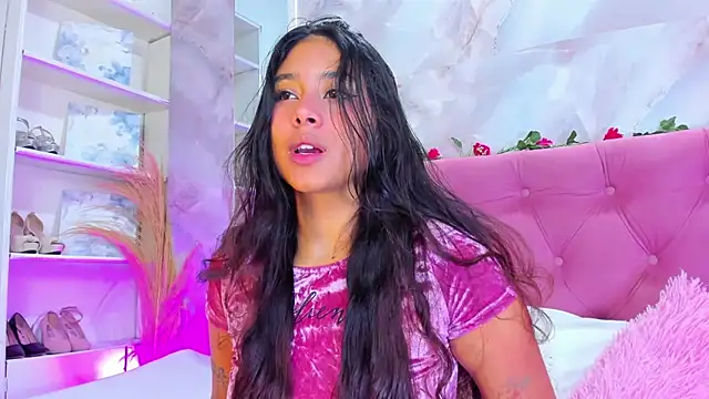 AnnaQueen  online show from November 2025 04:30:02 PM