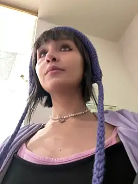 bigbabykiki online show from December 2024 01:28:01 PM