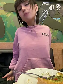 bigbabykiki online show from February 2025 06:45:02 AM