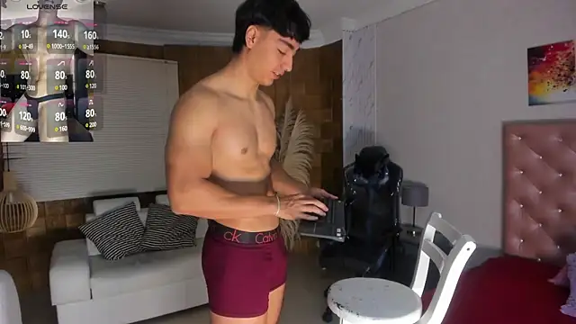 Cristhian Evans online show from December 2024 01:17:01 PM