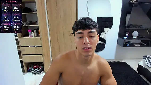 Cristhian Evans online show from September 2025 01:05:02 PM