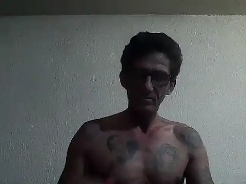 Snapshot of Zgodanilep chatting on January 2025 04:20:01 PM Zgodanilep online show from January 2025 04:20:01 PM