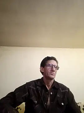 Snapshot of Zgodanilep chatting on February 2025 07:35:01 AM Zgodanilep online show from February 2025 07:35:01 AM