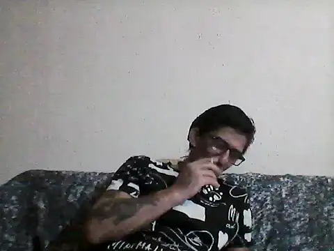 Snapshot of Zgodanilep chatting on February 2025 05:44:02 AM Zgodanilep online show from February 2025 05:44:02 AM