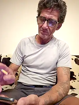 Snapshot of Zgodanilep chatting on September 2025 02:41:01 PM Zgodanilep online show from September 2025 02:41:01 PM