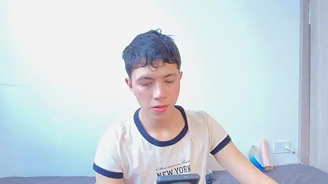 Justyn Ross online show from September 2025 03:49:02 PM