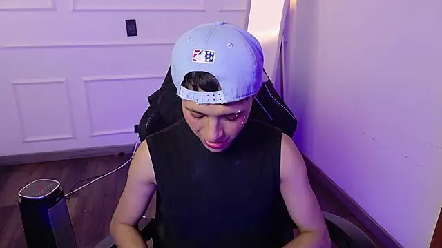 Justyn Ross online show from October 2025 08:01:01 AM