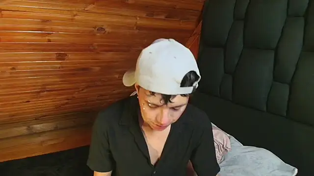 Justyn Ross online show from October 2025 01:46:02 PM