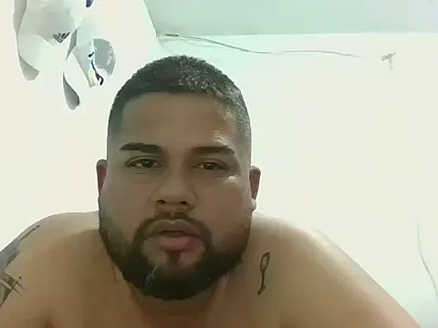 GABRIELGARCIA1313 online show from January 2026 11:30:02 PM