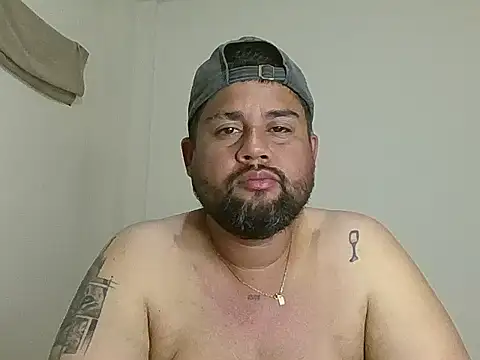 Snapshot of GABRIELGARCIA1313 chatting on June 2026 11:25:01 PM GABRIELGARCIA1313 online show from June 2026 11:25:01 PM