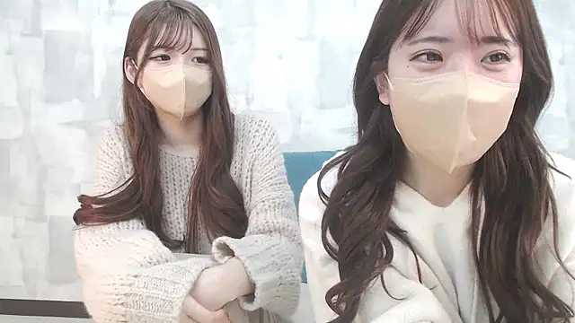 LOVE MOMO LOVE online show from February 2025 11:32:02 AM