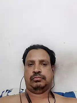 Snapshot of Raj1043 chatting on January 2025 07:28:01 PM Raj1043 online show from January 2025 07:28:01 PM