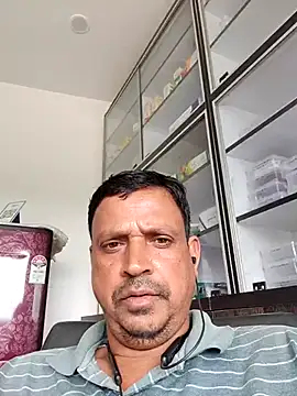 Snapshot of Raj1043 chatting on July 2026 06:42:02 AM Raj1043 online show from July 2026 06:42:02 AM