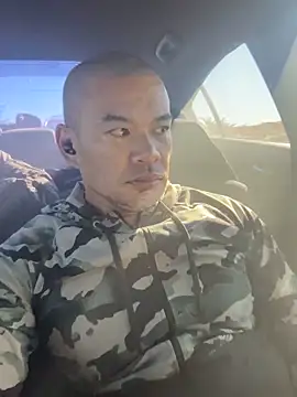 EatMyCake831 online show from December 2025 06:59:02 PM