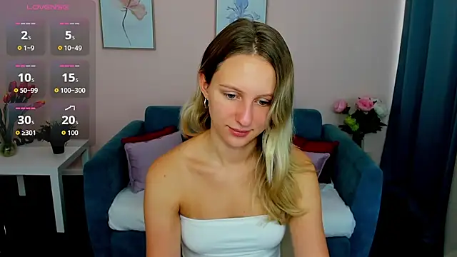 Lia Bloom  online show from September 2025 09:10:02 AM