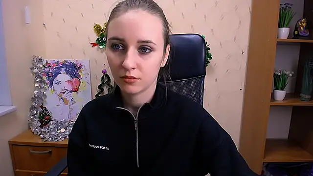  Nicole new online show from December 2024 03:47:02 PM