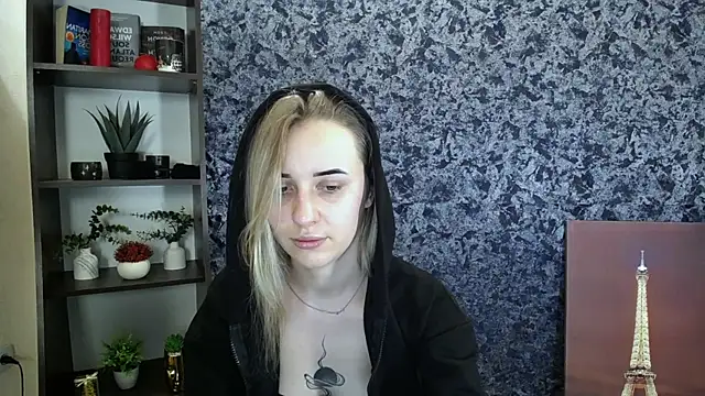  Nicole new online show from February 2026 02:47:01 PM