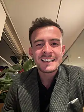 Snapshot of eddy355 chatting on October 2025 06:53:01 PM eddy355 online show from October 2025 06:53:01 PM