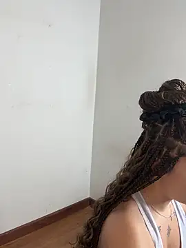 Aixaa charles online show from October 2025 07:25:02 PM