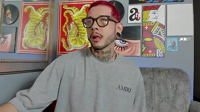 MurdockH online show from October 2025 05:10:01 AM