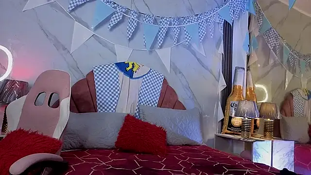 Layla Cullen online show from October 2025 07:31:01 PM