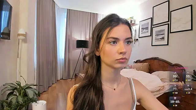 NicoleLuv online show from June 2026 04:24:02 PM