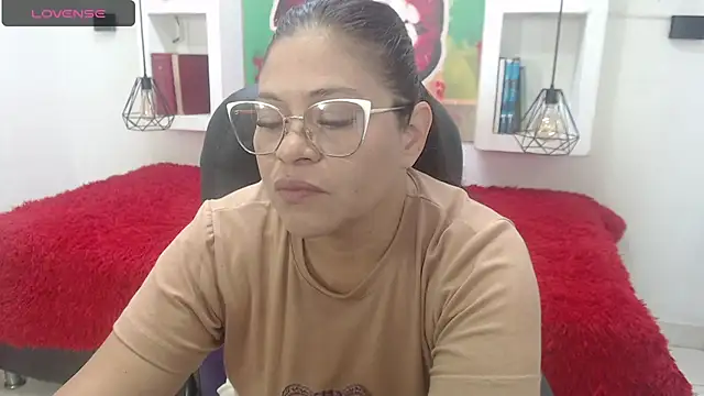 sexy lady 0 online show from September 2025 11:48:01 AM