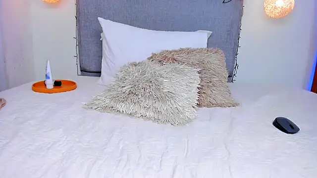 MeganCherryy online show from December 2024 12:34:01 AM