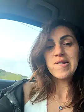 EmaSkyes online show from September 2025 04:01:02 PM