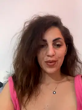 EmaSkyes online show from November 2025 09:31:01 AM