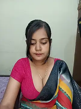Snapshot of Miss-Riyasingh chatting on June 2026 05:12:02 PM Miss-Riyasingh online show from June 2026 05:12:02 PM