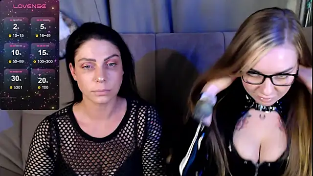 Carrie Moonshine online show from December 2024 08:44:01 PM