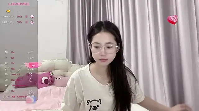 Snapshot of LeLe-666 chatting on March 2025 10:50:01 PM LeLe-666 online show from March 2025 10:50:01 PM