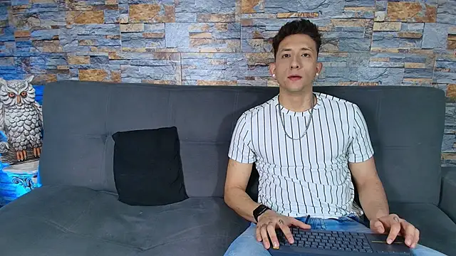 Maykol Victoriasr online show from November 2025 06:51:02 AM