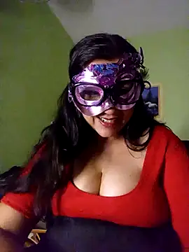Snapshot of DesiMuffin chatting on December 2024 04:58:01 PM DesiMuffin online show from December 2024 04:58:01 PM