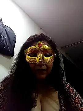 Snapshot of DesiMuffin chatting on December 2024 08:53:01 PM DesiMuffin online show from December 2024 08:53:01 PM
