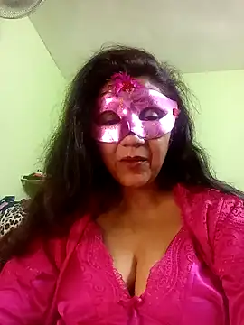 Snapshot of DesiMuffin chatting on January 2025 06:13:01 PM DesiMuffin online show from January 2025 06:13:01 PM