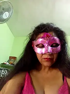Snapshot of DesiMuffin chatting on March 2025 10:45:01 AM DesiMuffin online show from March 2025 10:45:01 AM