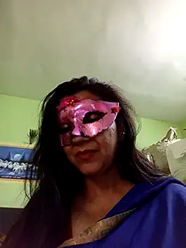 Snapshot of DesiMuffin chatting on March 2025 07:49:02 AM DesiMuffin online show from March 2025 07:49:02 AM
