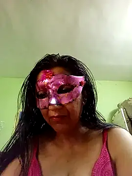 Snapshot of DesiMuffin chatting on March 2025 06:12:02 PM DesiMuffin online show from March 2025 06:12:02 PM