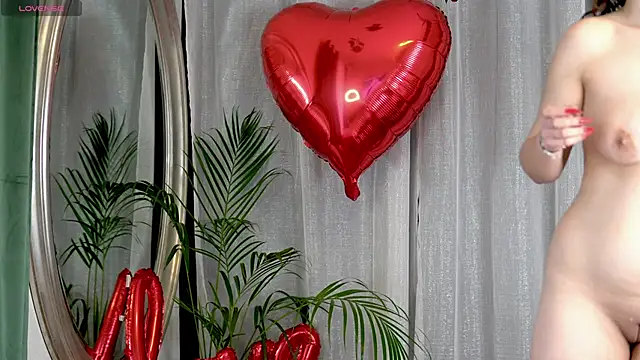 Snapshot of BelleSkye chatting on February 2025 08:52:02 AM BelleSkye online show from February 2025 08:52:02 AM