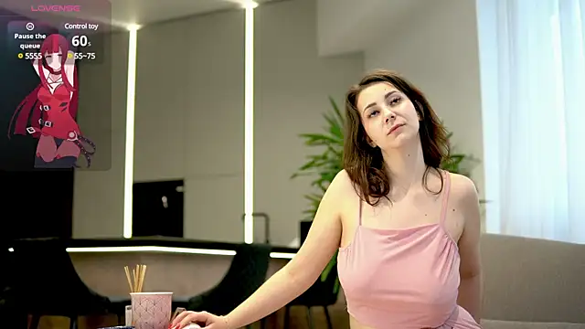 Snapshot of BelleSkye chatting on February 2025 01:11:02 PM BelleSkye online show from February 2025 01:11:02 PM