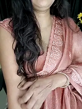 Snapshot of kaamuk_shweta chatting on September 2025 10:59:02 PM kaamuk shweta online show from September 2025 10:59:02 PM