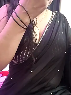 Snapshot of kaamuk_shweta chatting on November 2025 06:07:02 PM kaamuk shweta online show from November 2025 06:07:02 PM