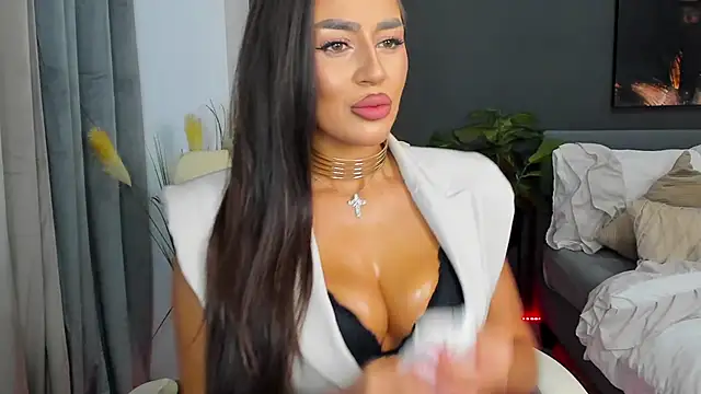 Sonia  Rey online show from October 2025 10:07:01 PM