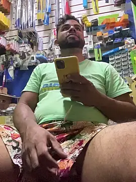 Sheik z o online show from October 2025 04:31:02 PM