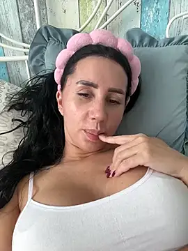 AnaRhodes online show from March 2025 08:54:02 AM